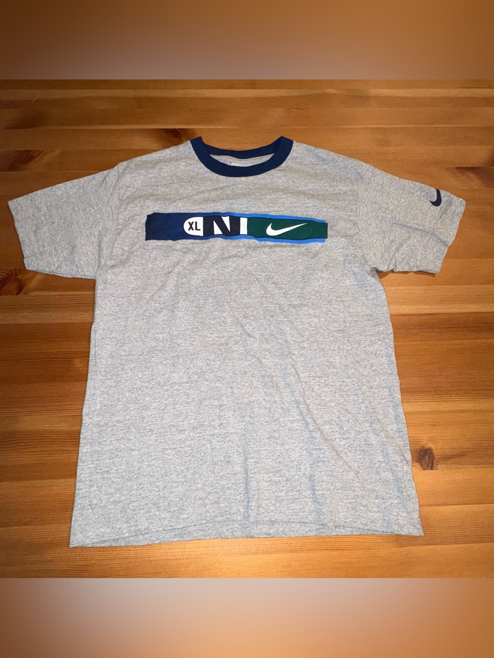 Nike Vintage 90s T-Shirt Youth L Mens Small Gray Swoosh Logo Short Sleeve Crew